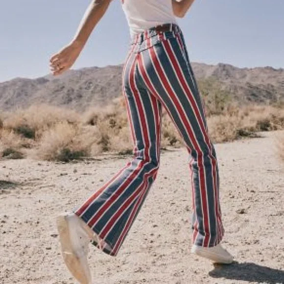 NWT Wrangler Women’s Americana High Rise Fierce Flare Jean. - Picture 1 of 5